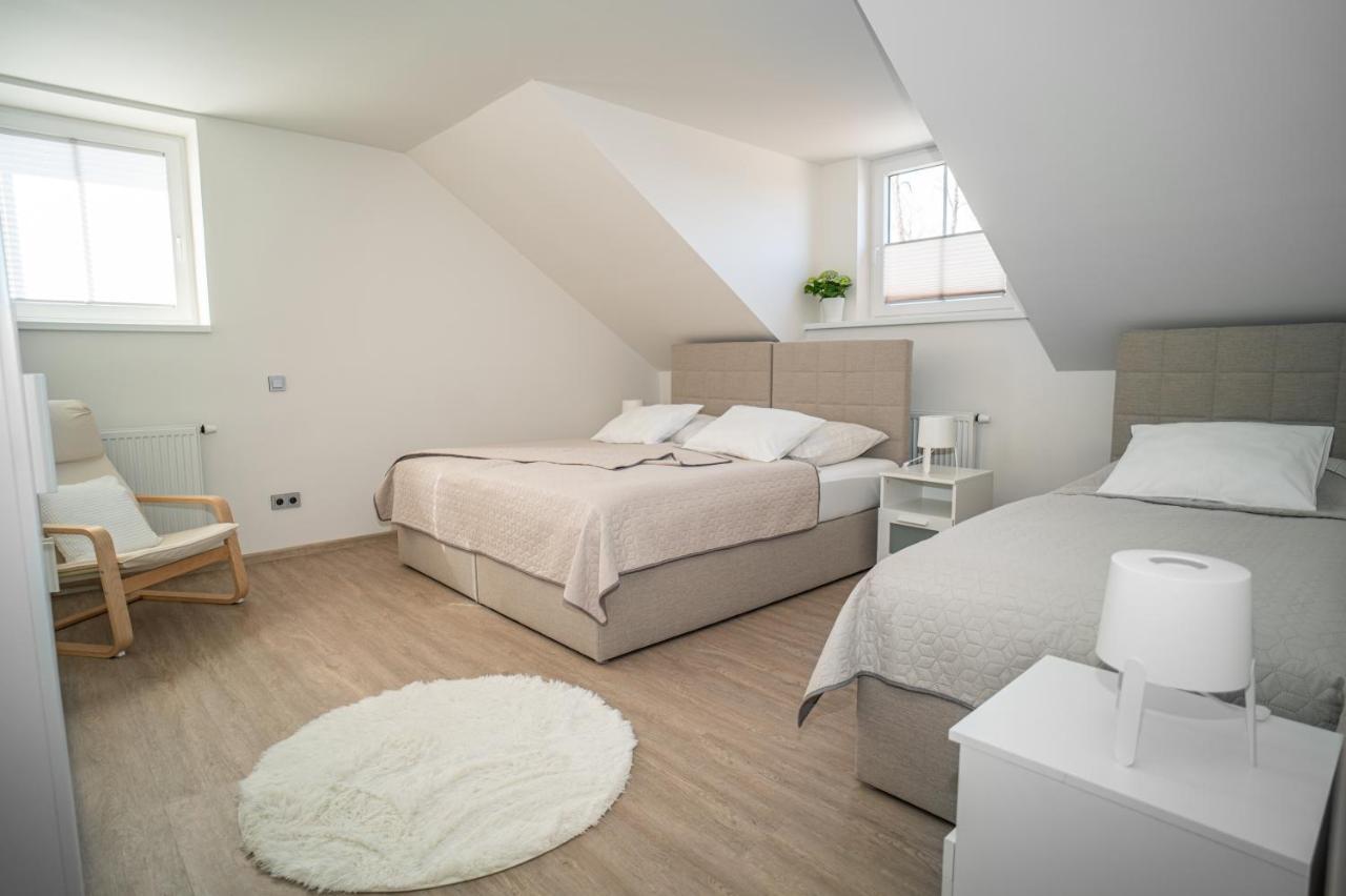 Apartmanovy Dum Sklipek Trutnov Extérieur photo