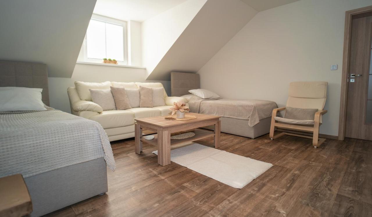 Apartmanovy Dum Sklipek Trutnov Extérieur photo