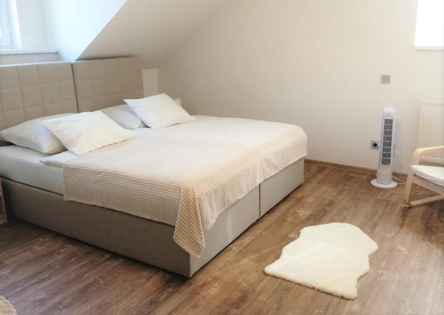 Apartmanovy Dum Sklipek Trutnov Extérieur photo