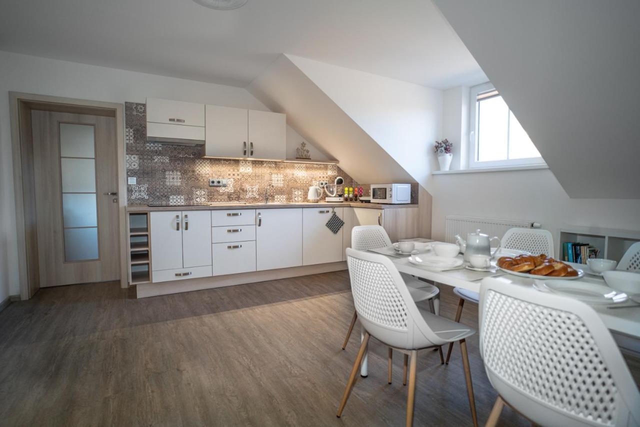 Apartmanovy Dum Sklipek Trutnov Extérieur photo
