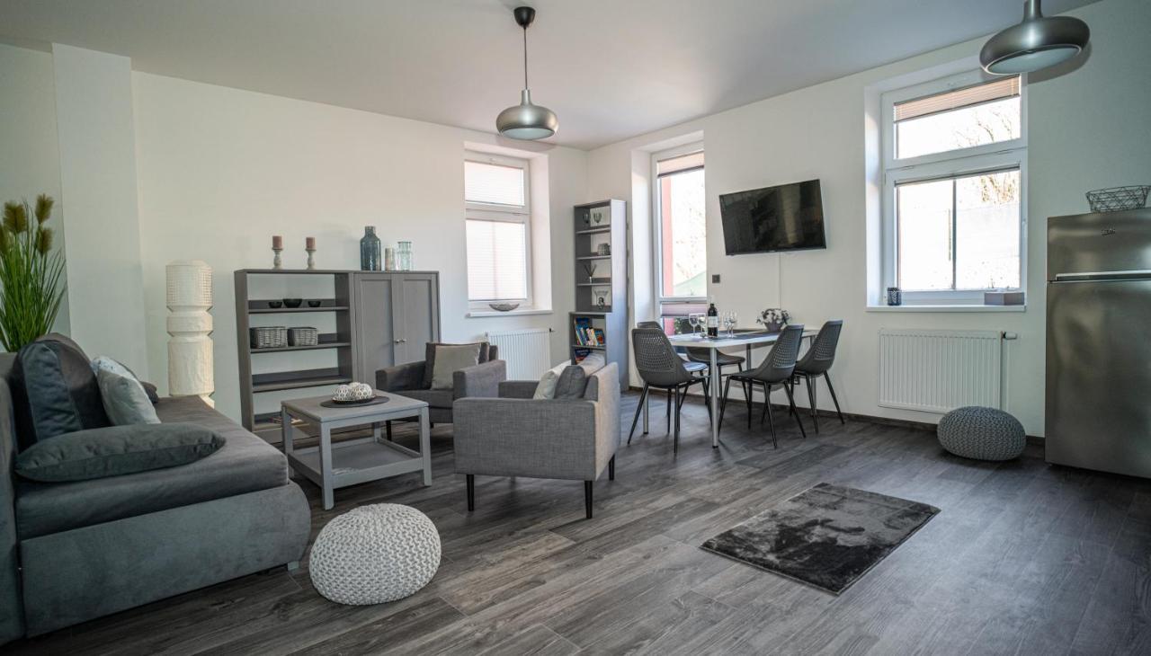 Apartmanovy Dum Sklipek Trutnov Extérieur photo