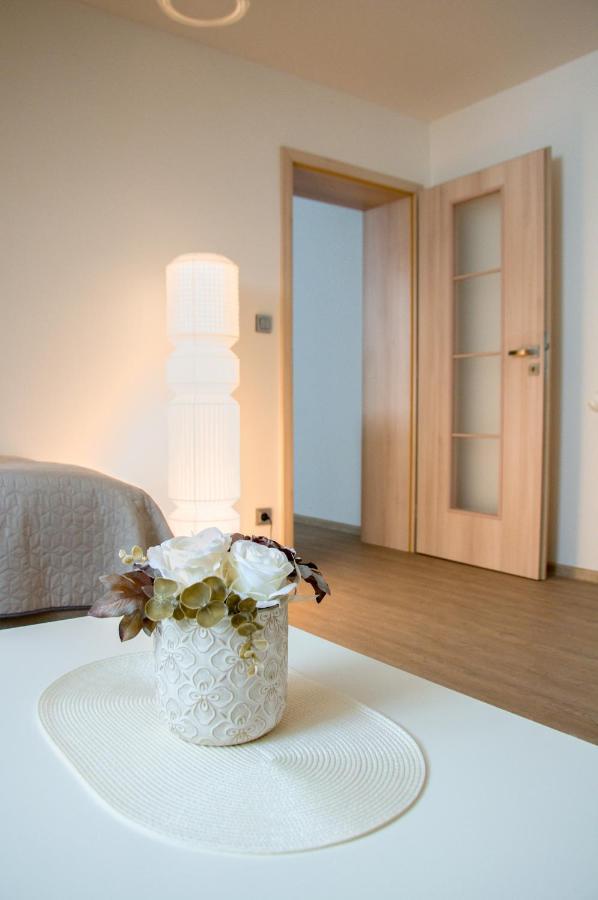 Apartmanovy Dum Sklipek Trutnov Extérieur photo