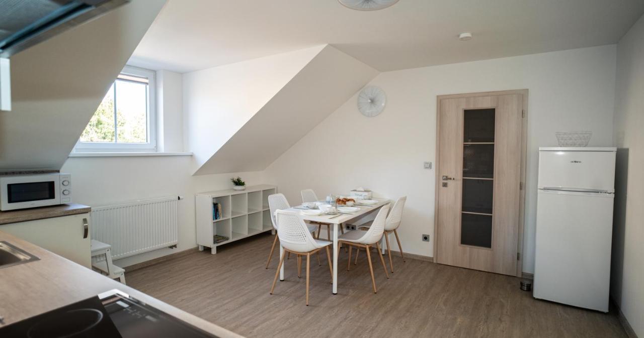 Apartmanovy Dum Sklipek Trutnov Extérieur photo