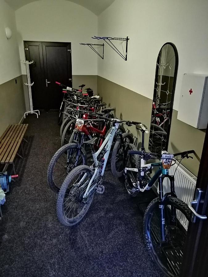 Apartmanovy Dum Sklipek Trutnov Extérieur photo