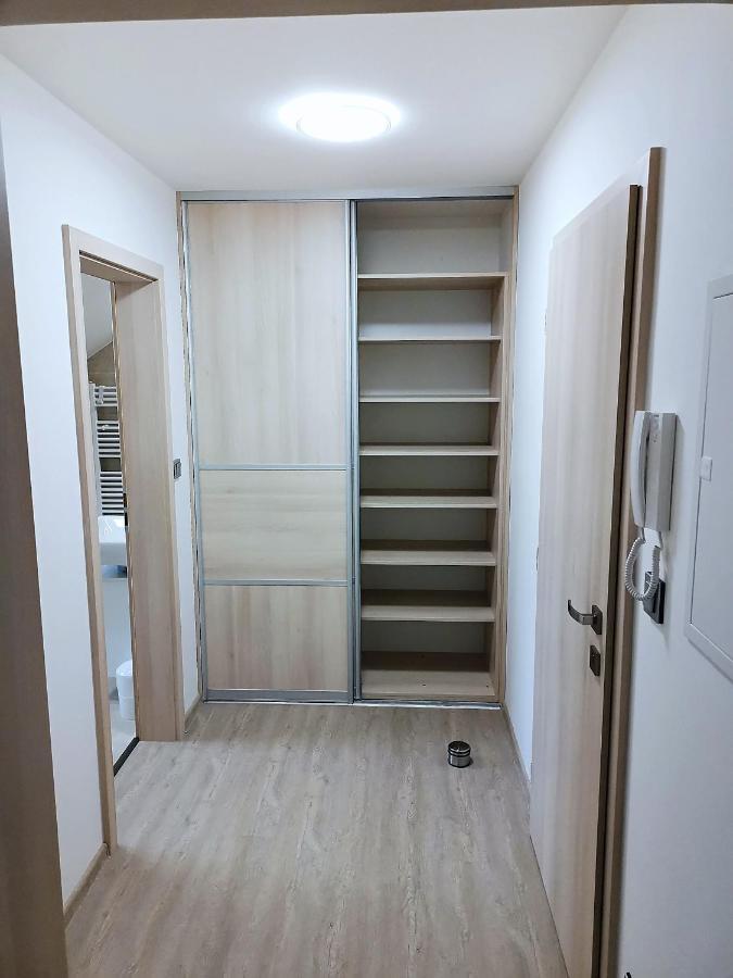 Apartmanovy Dum Sklipek Trutnov Extérieur photo